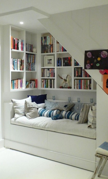 awesome reading nook